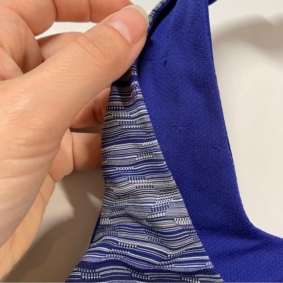 Size 8 Lululemon blue pattern thick straps X back all sport sports bra - Picture 11 of 15